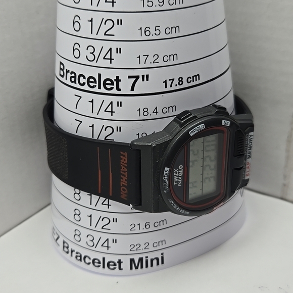 Vintage Timex 8 Lap Ironman Triathlon Digital 36mm Watch Indiglo Red New Battery - Picture 6 of 10
